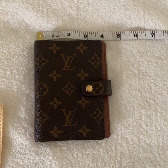 Louis Vuitton agenda. - Picture 9 of 9